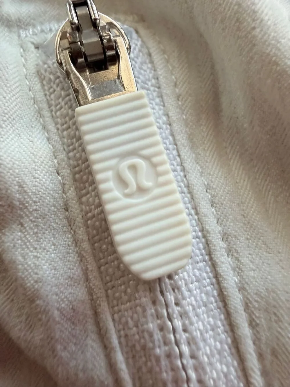Lululemon White Athletic Running Shorts High-Rise Performance Women's Size 6